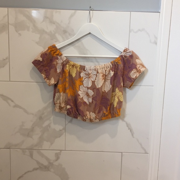 Wilfred | Retro Off The Shoulder Crop Top sold on Vinted - Picture 7 of 10